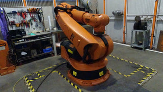 KUKA Robot industrial - KR 210-2