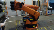 KUKA Robot industrial - KR 210-2