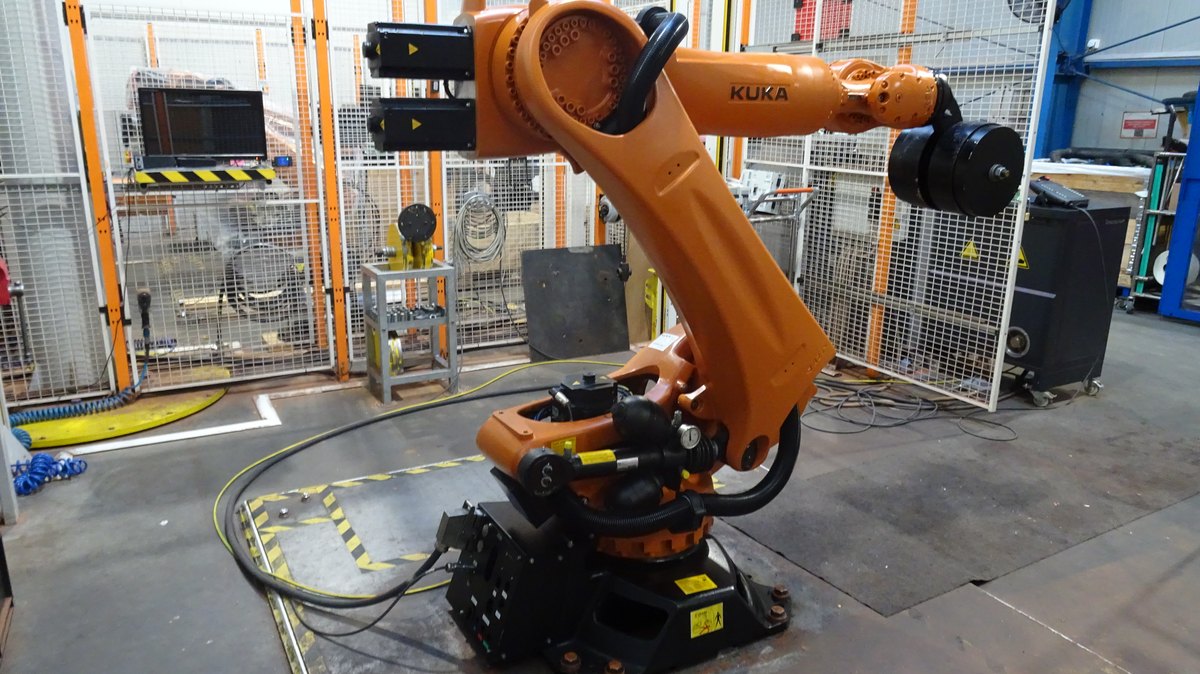 [Klever Portal:1553:40614e3e904c] KUKA Robot industrial - KR 240 R2700 prime