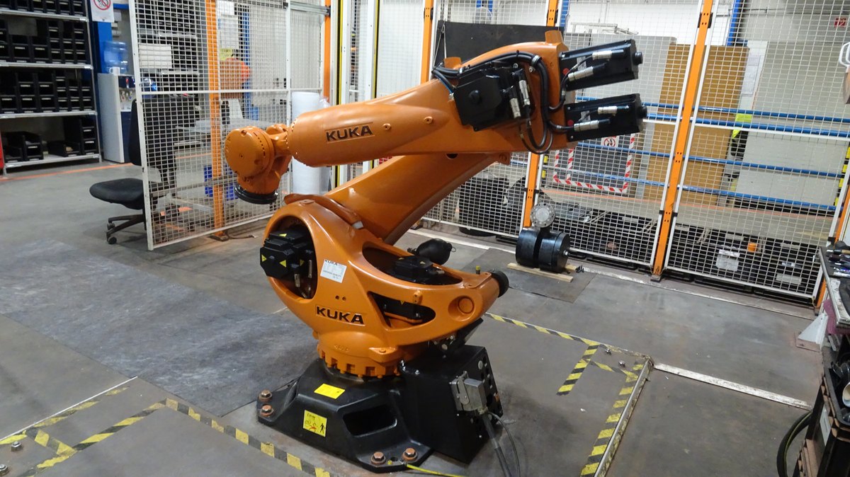 [Klever Portal:1608:f5dfec9ff27b] KUKA Robot industrial - KR 210 R2700 extra