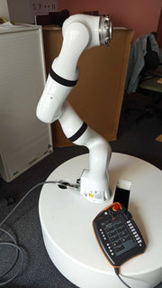 KUKA Robot industrial - LBR iiwa 7 R800