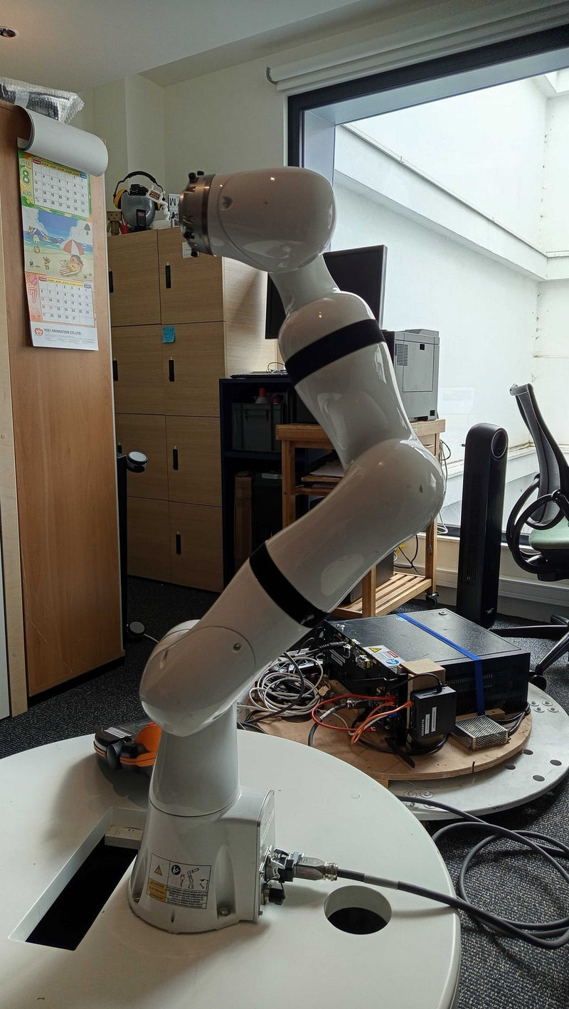 [Klever Portal:1617:4650eb8997bb] KUKA Robot industrial - LBR iiwa 7 R800