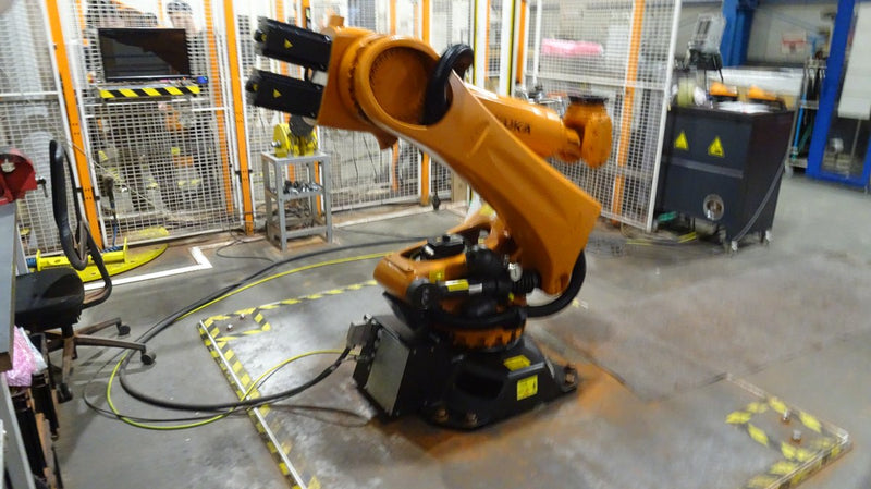 [Klever Portal:1696:147032eb55bb] KUKA Robot industrial - KR 210 R2700 extra