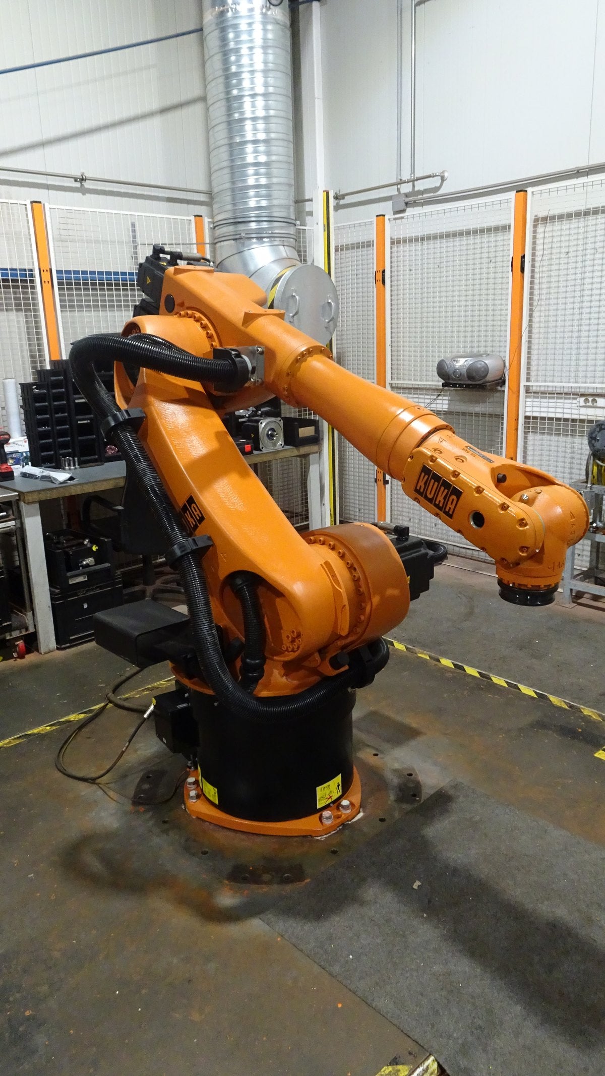 [Klever Portal:1737:5eda4b17d3f8] KUKA Robot industrial - KR 60 L30-3