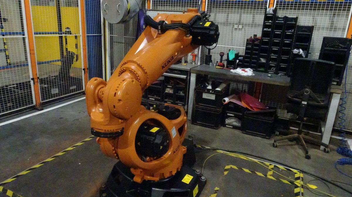 [Klever Portal:1997:97deca87bd0c] KUKA Robot industrial - KR 240 R2700 prime  · Imagen principal