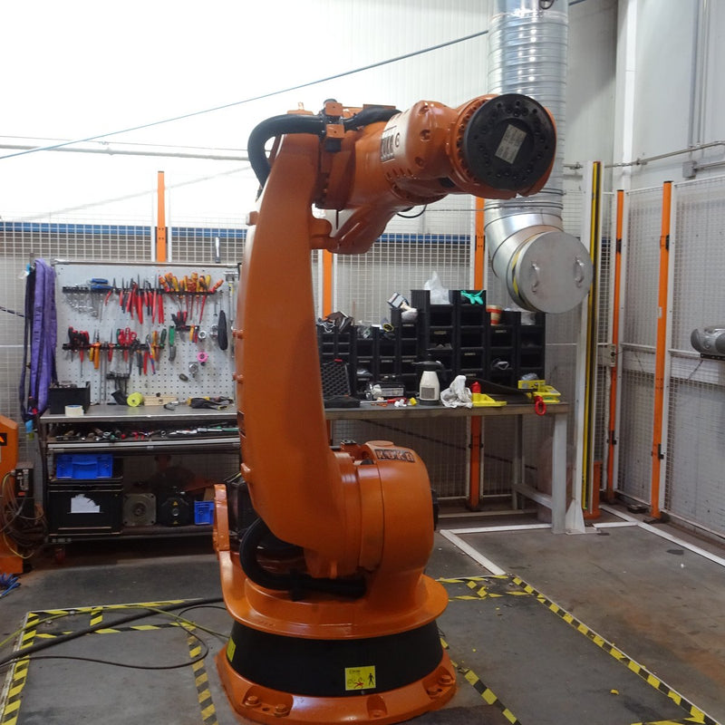 [Klever Portal:2008:e3b6ae063815] KUKA Robot industrial - KR 210-2