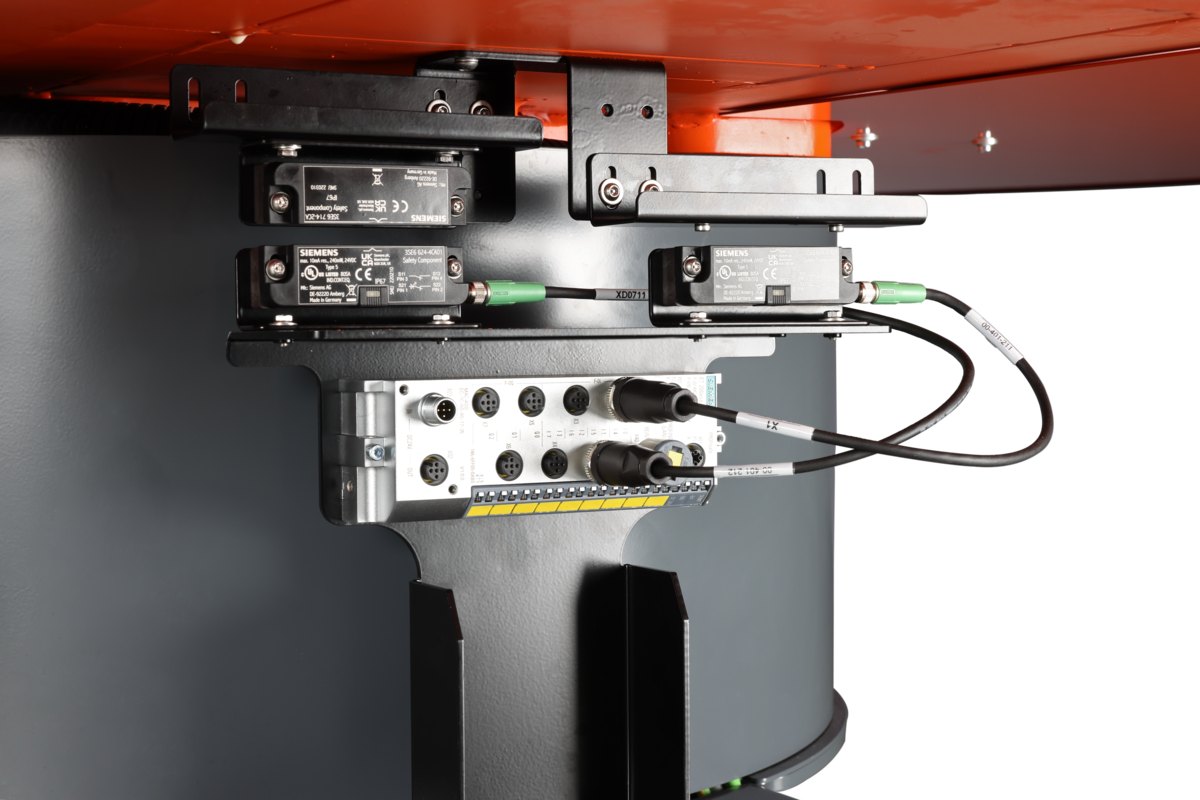 [Klever Portal:2657:f81e293abd0c] KUKA Posicionador de tres ejes - KP3-V2H500 R600 L2000-2