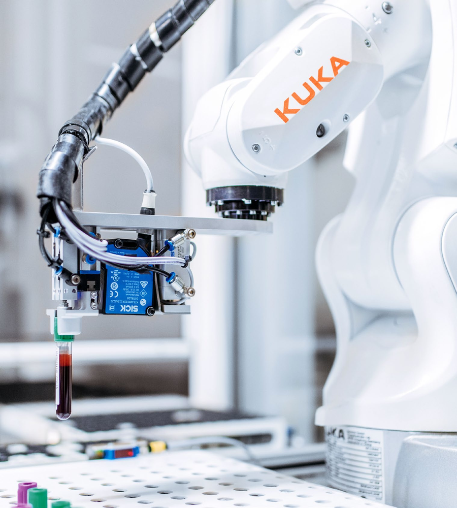 KUKA KR DELTA KR SCARA